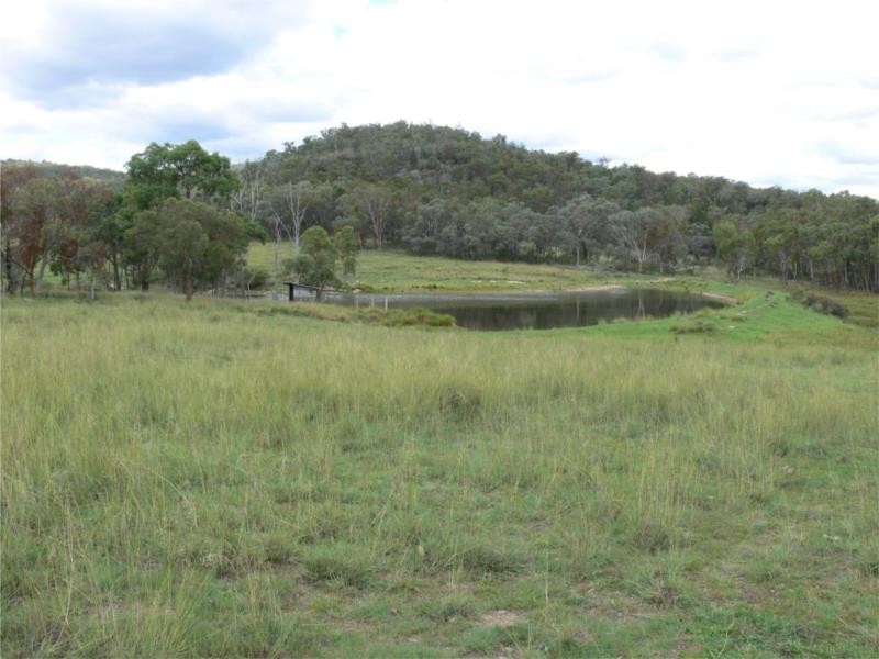 2399 Pyramids Road, Wyberba QLD 4382