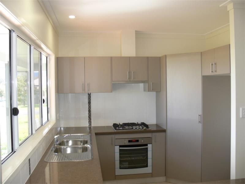 26 Callandoon Street, Wallangarra QLD 4383