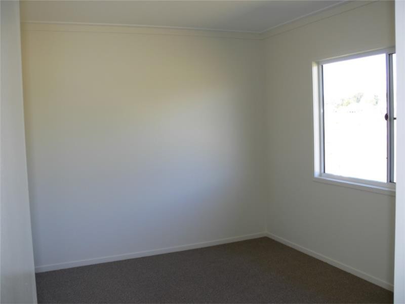 26 Callandoon Street, Wallangarra QLD 4383
