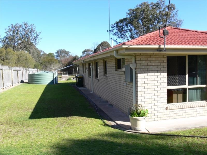 24 Pine Crescent, Stanthorpe QLD 4380