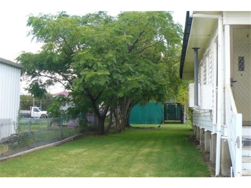 87 Margetts Street, Wallangarra QLD 4383