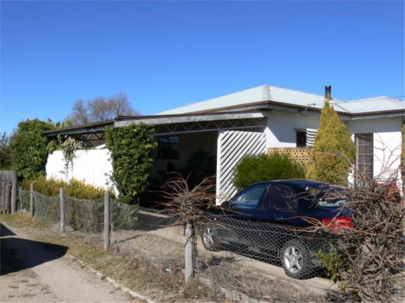 25 Stanton Street, Stanthorpe QLD 4380