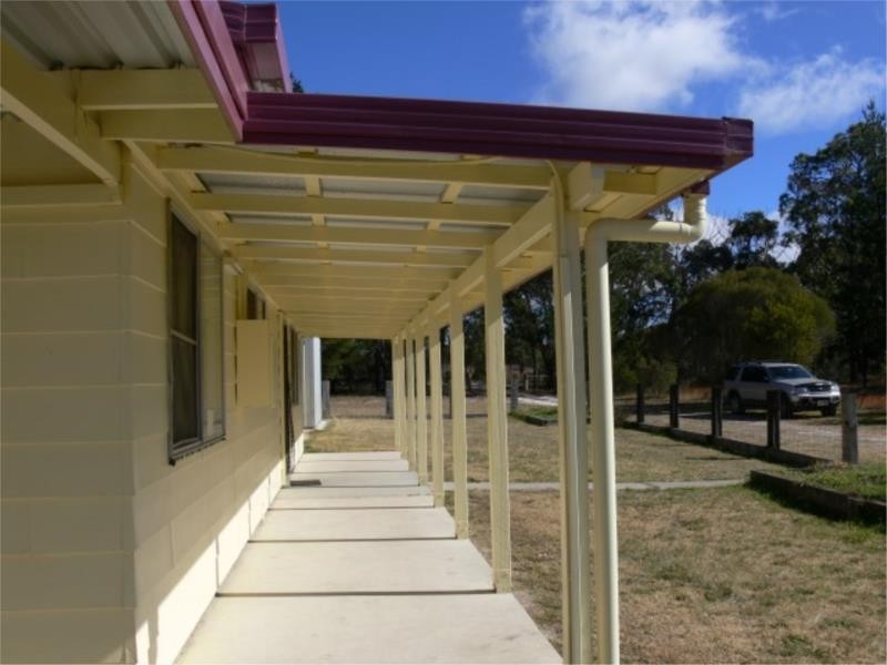 25 Mt Hutton Road, Stanthorpe QLD 4380