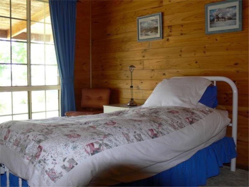 25555 New England Highway, Stanthorpe QLD 4380