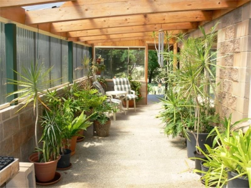 25555 New England Highway, Stanthorpe QLD 4380