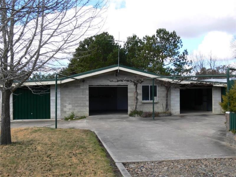 25555 New England Highway, Stanthorpe QLD 4380