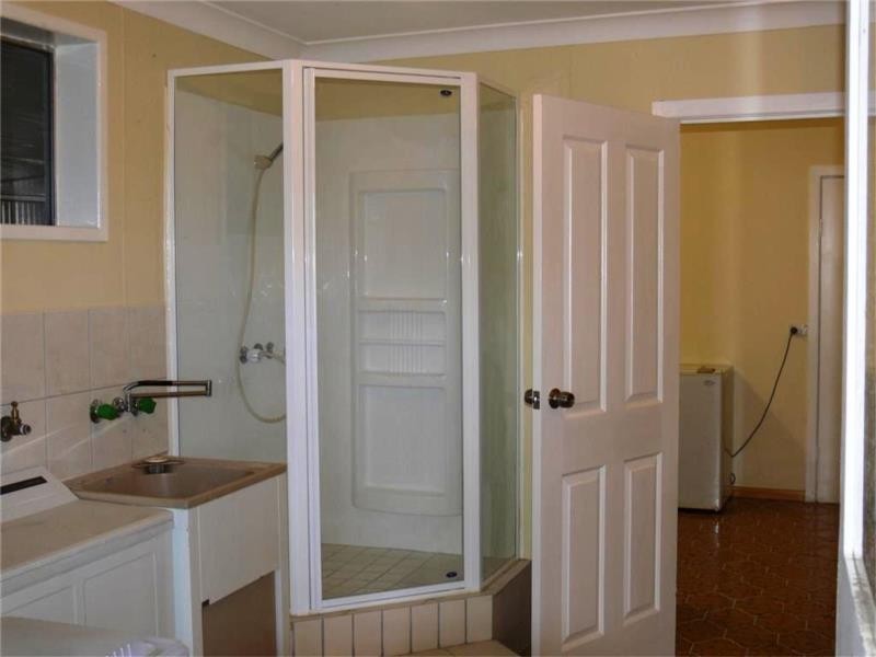 25555 New England Highway, Stanthorpe QLD 4380