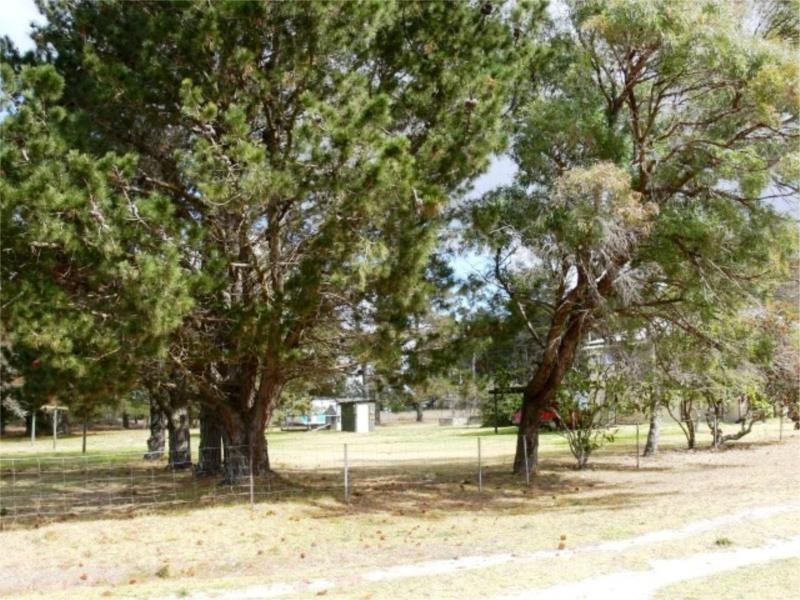 8 Johnson Lane, Stanthorpe QLD 4380