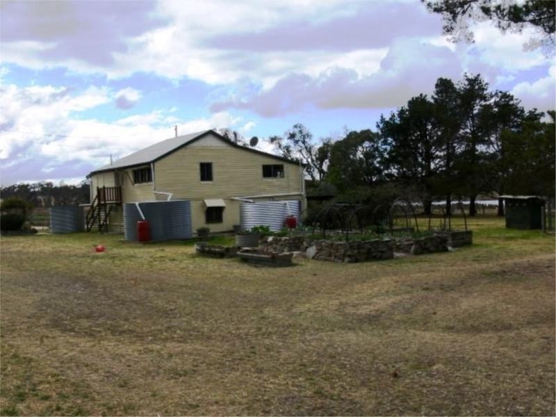 8 Johnson Lane, Stanthorpe QLD 4380