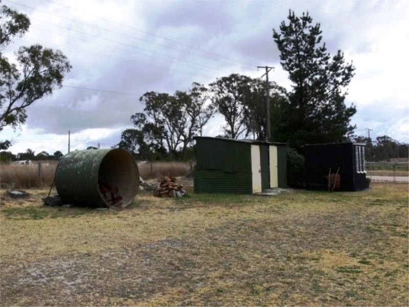 8 Johnson Lane, Stanthorpe QLD 4380