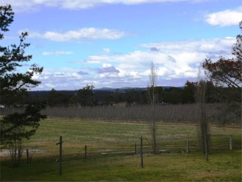 8 Johnson Lane, Stanthorpe QLD 4380