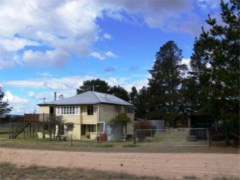 8 Johnson Lane, Stanthorpe QLD 4380