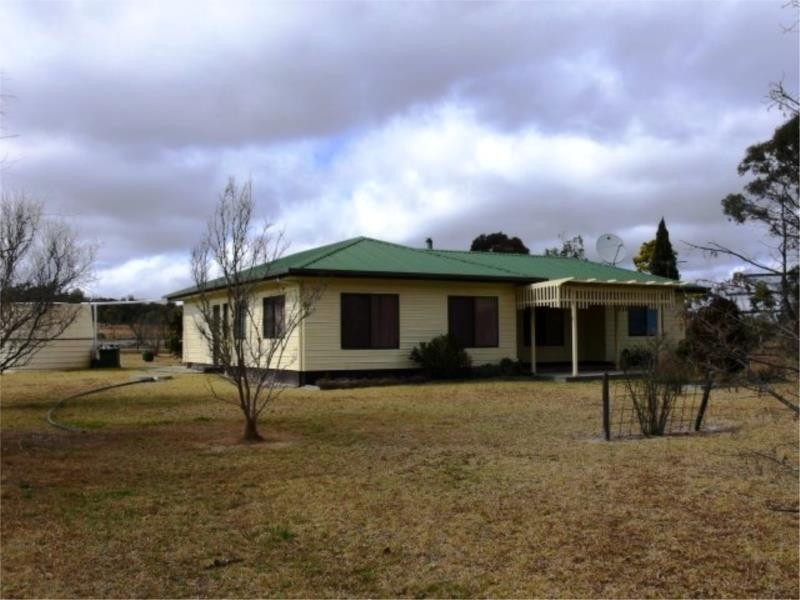 134 Barnes Road, Stanthorpe QLD 4380