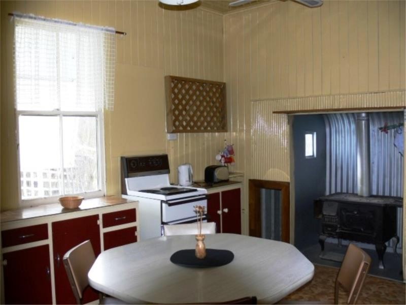3 Mt Stirling Road, Stanthorpe QLD 4380