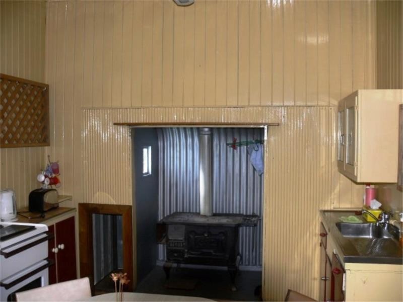 3 Mt Stirling Road, Stanthorpe QLD 4380