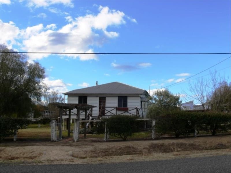 3 Mt Stirling Road, Stanthorpe QLD 4380