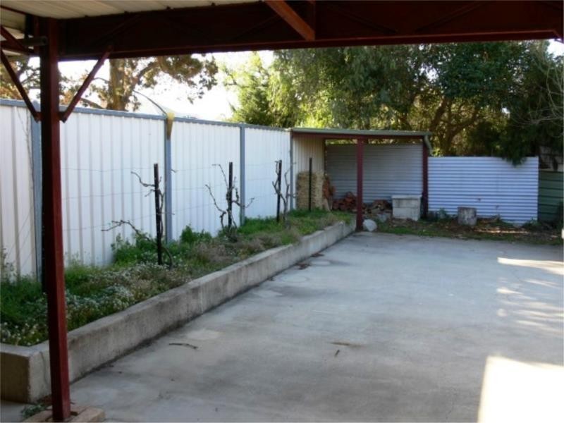 4 Belwood Street, Stanthorpe QLD 4380