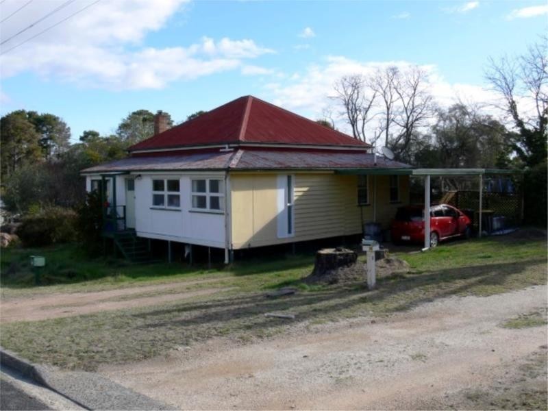 16 White Street, Stanthorpe QLD 4380
