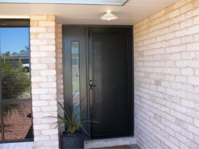 28 Barton Street, Stanthorpe QLD 4380