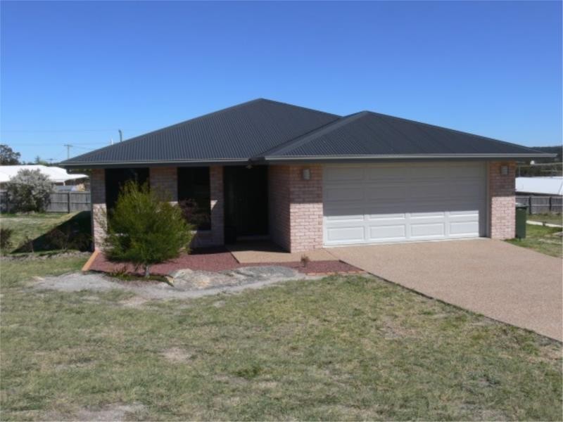 28 Barton Street, Stanthorpe QLD 4380