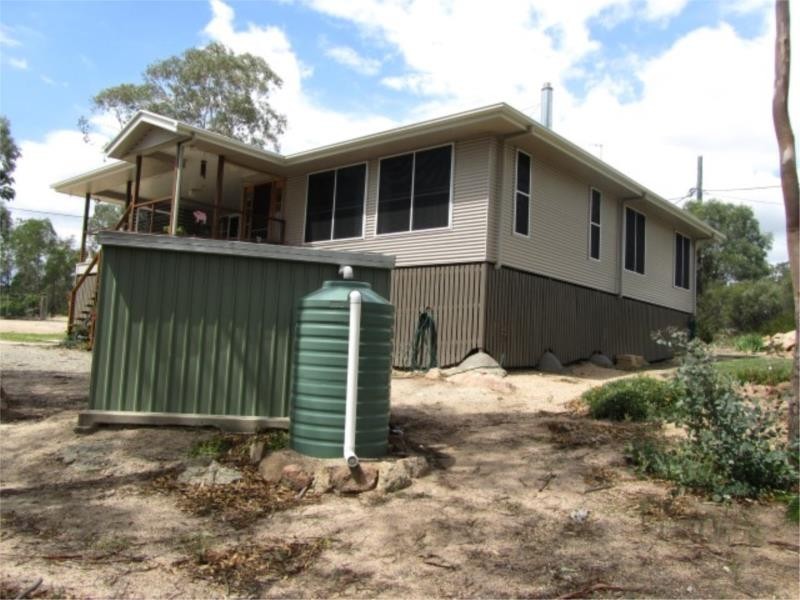 20 Cummerford Road, Stanthorpe QLD 4380