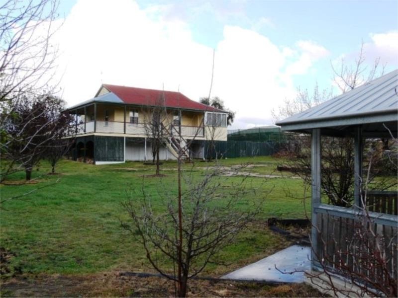 13 McGlew Street, Stanthorpe QLD 4380