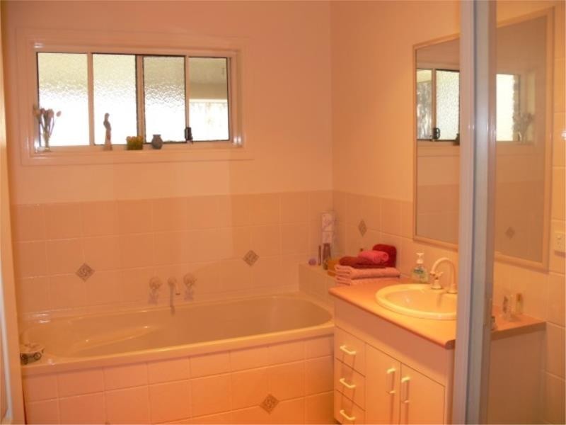3 McGrath Lane, Stanthorpe QLD 4380