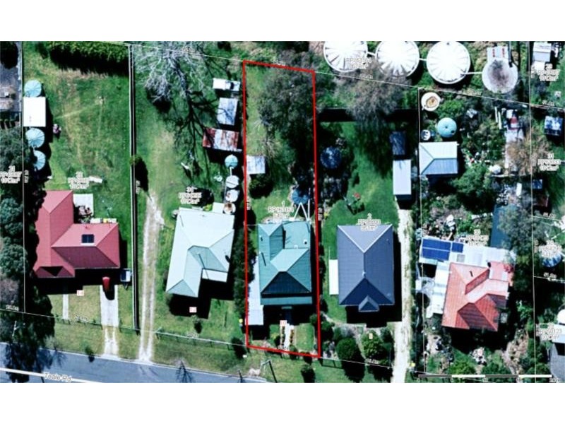 10 Teale Road, Stanthorpe QLD 4380