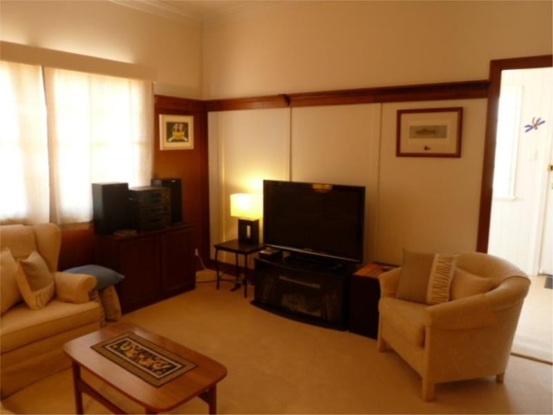 9 Catherine Street, Stanthorpe QLD 4380