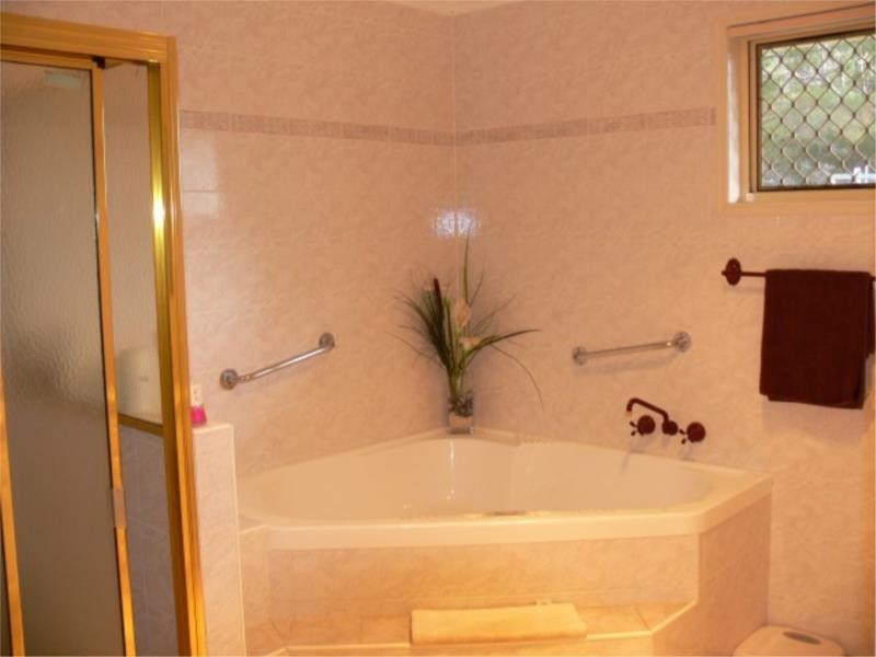 135 Hale Haven Drive, Stanthorpe QLD 4380