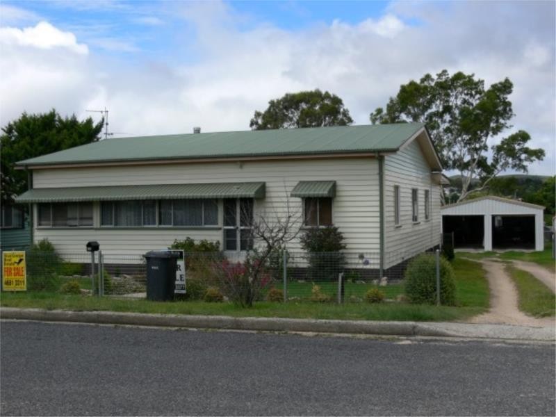 23 Hillcrest Street, Stanthorpe QLD 4380