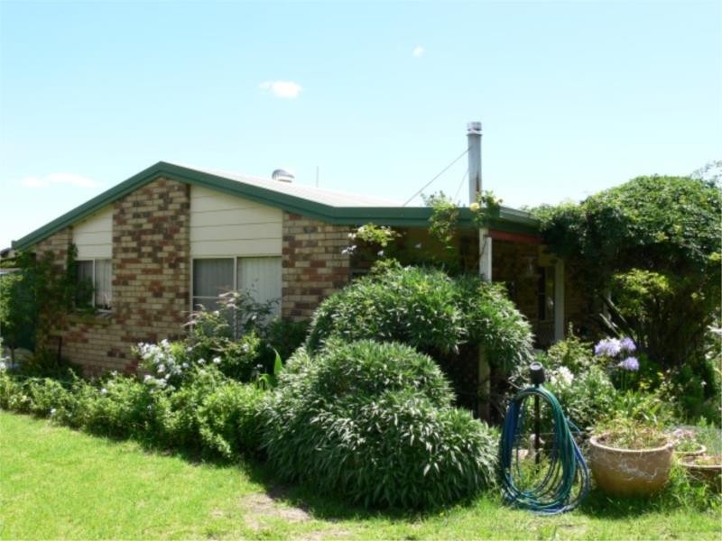 114 Ridge Road, Glen Niven via, Stanthorpe QLD 4380