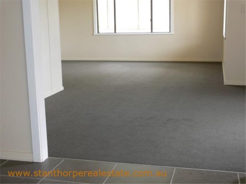 15 Wallangarra Road, Stanthorpe QLD 4380