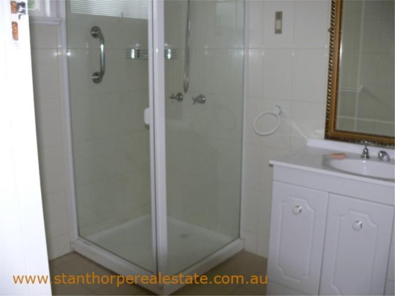 15 Wallangarra Road, Stanthorpe QLD 4380