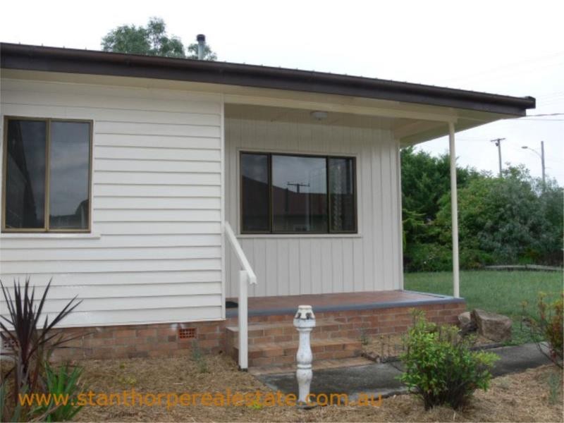 15 Wallangarra Road, Stanthorpe QLD 4380