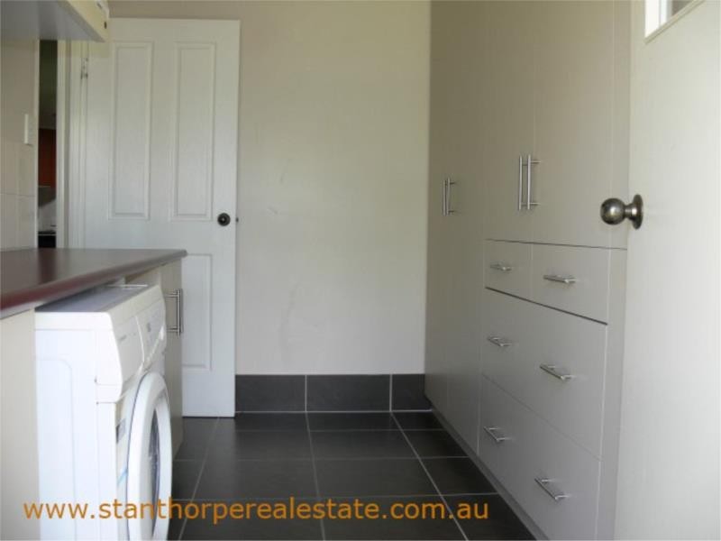 40 Melaleuca Cres, Stanthorpe QLD 4380