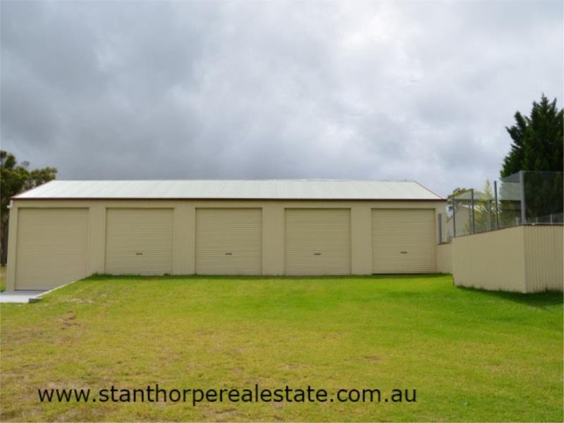 18 Pioneers Parade, Stanthorpe QLD 4380