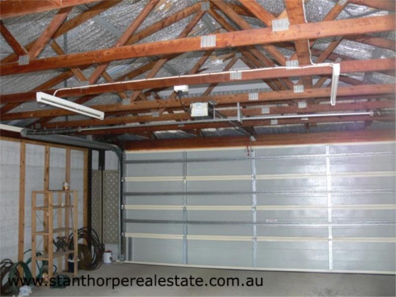 18 Pioneers Parade, Stanthorpe QLD 4380