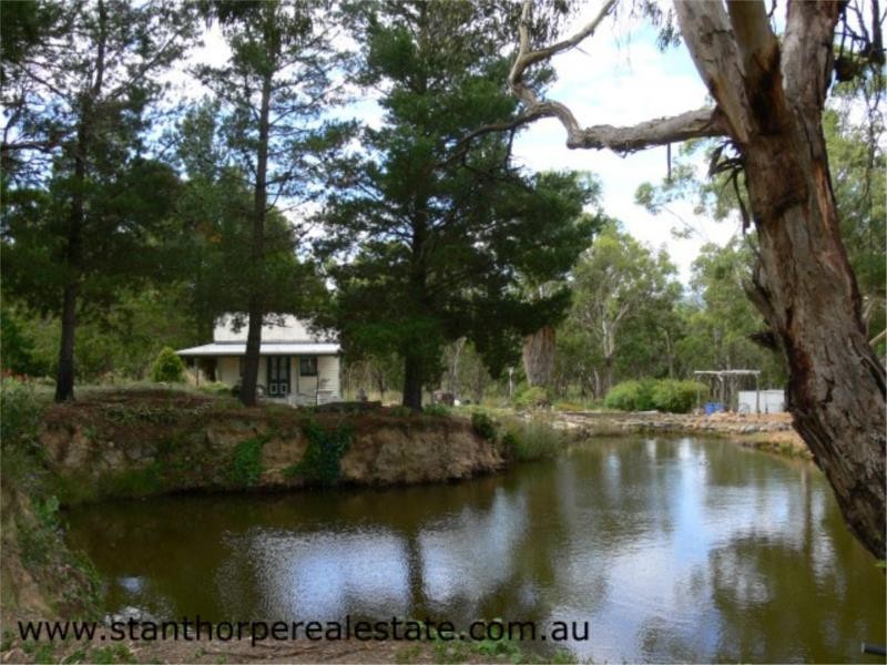 3 Moore Lane, Wallangarra via, Stanthorpe QLD 4380