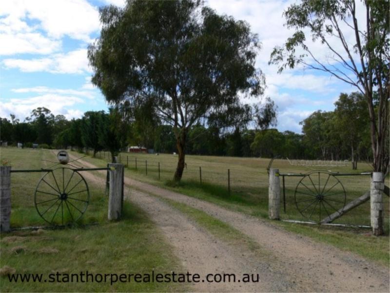 3 Moore Lane, Wallangarra via, Stanthorpe QLD 4380