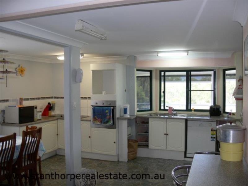 3 Moore Lane, Wallangarra via, Stanthorpe QLD 4380