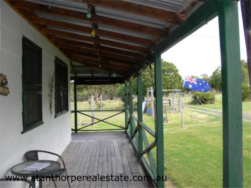 3 Moore Lane, Wallangarra via, Stanthorpe QLD 4380