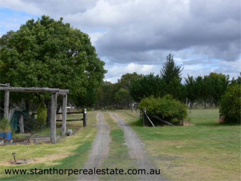 3 Moore Lane, Wallangarra via, Stanthorpe QLD 4380