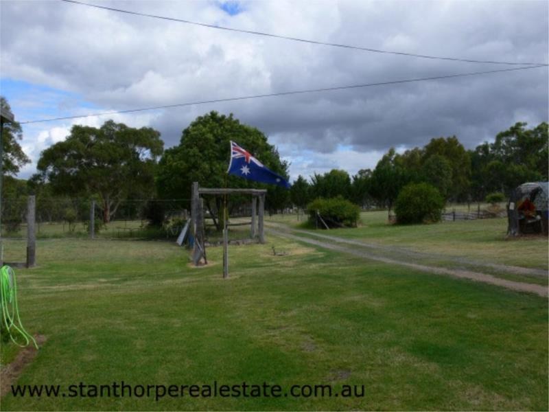 3 Moore Lane, Wallangarra via, Stanthorpe QLD 4380