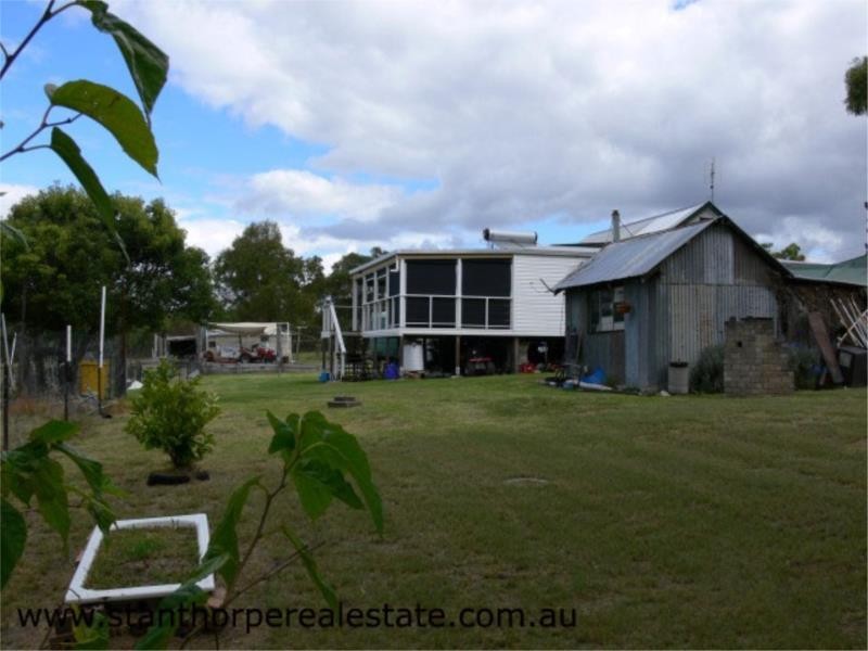 3 Moore Lane, Wallangarra via, Stanthorpe QLD 4380