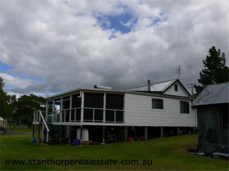 3 Moore Lane, Wallangarra via, Stanthorpe QLD 4380