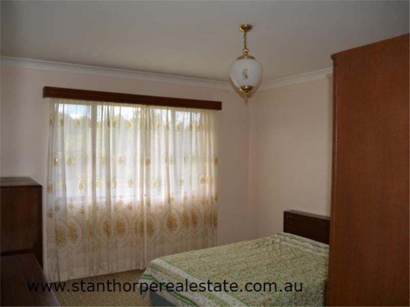 27 Pike Street, Stanthorpe QLD 4380