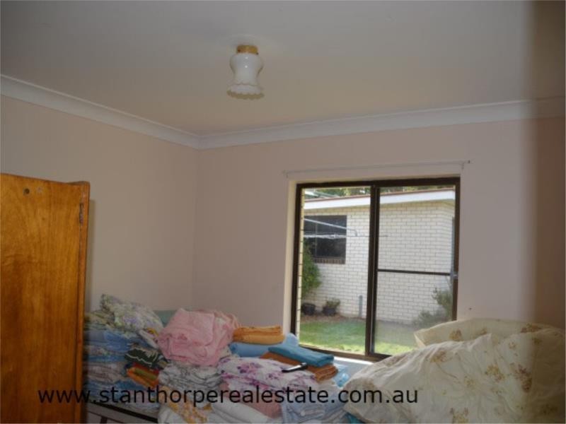 27 Pike Street, Stanthorpe QLD 4380