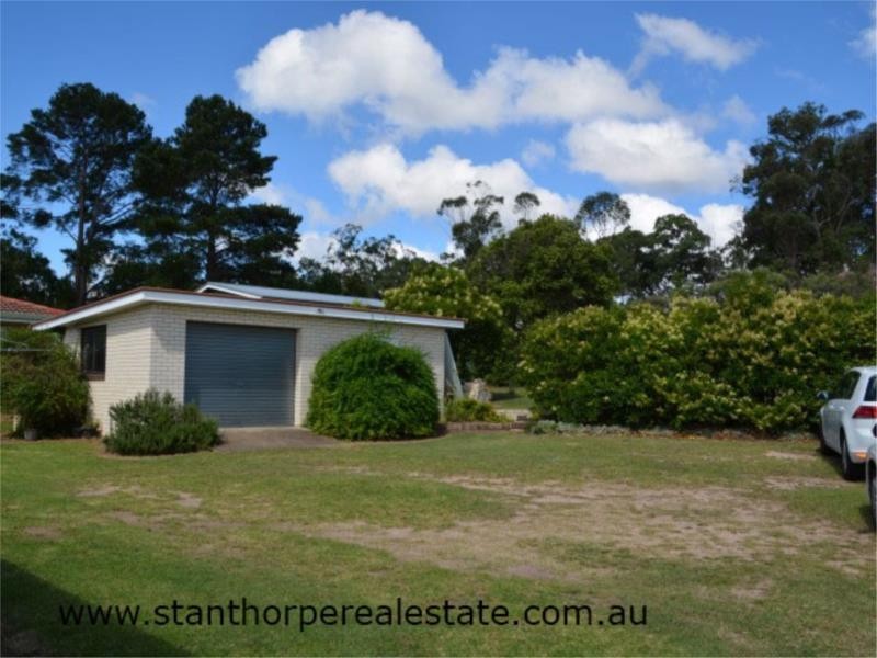 27 Pike Street, Stanthorpe QLD 4380