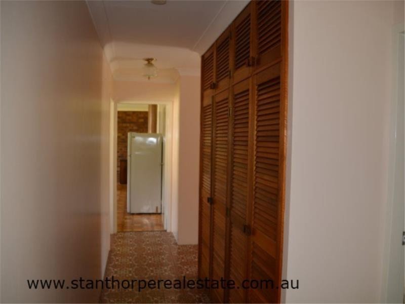 27 Pike Street, Stanthorpe QLD 4380